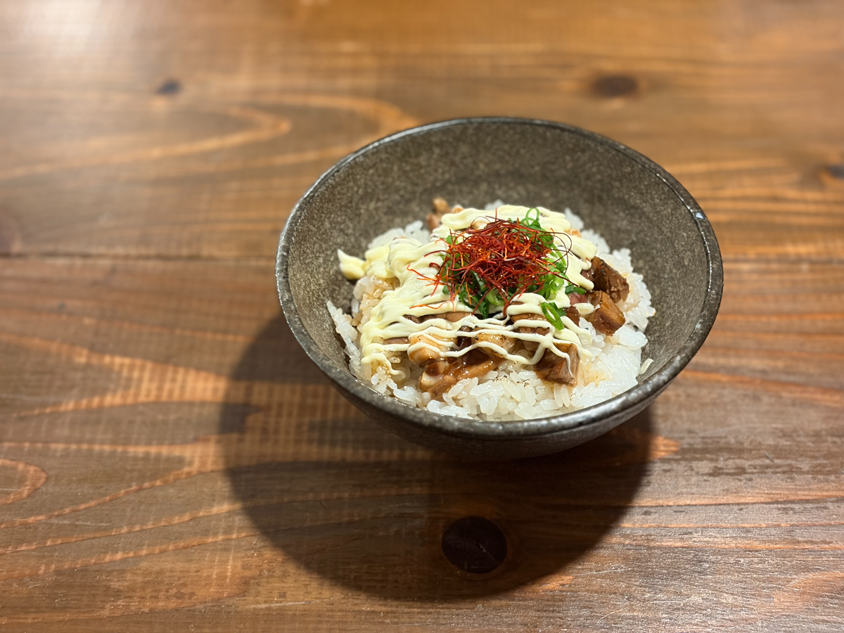 NIKO寅のマヨチャーシュー丼