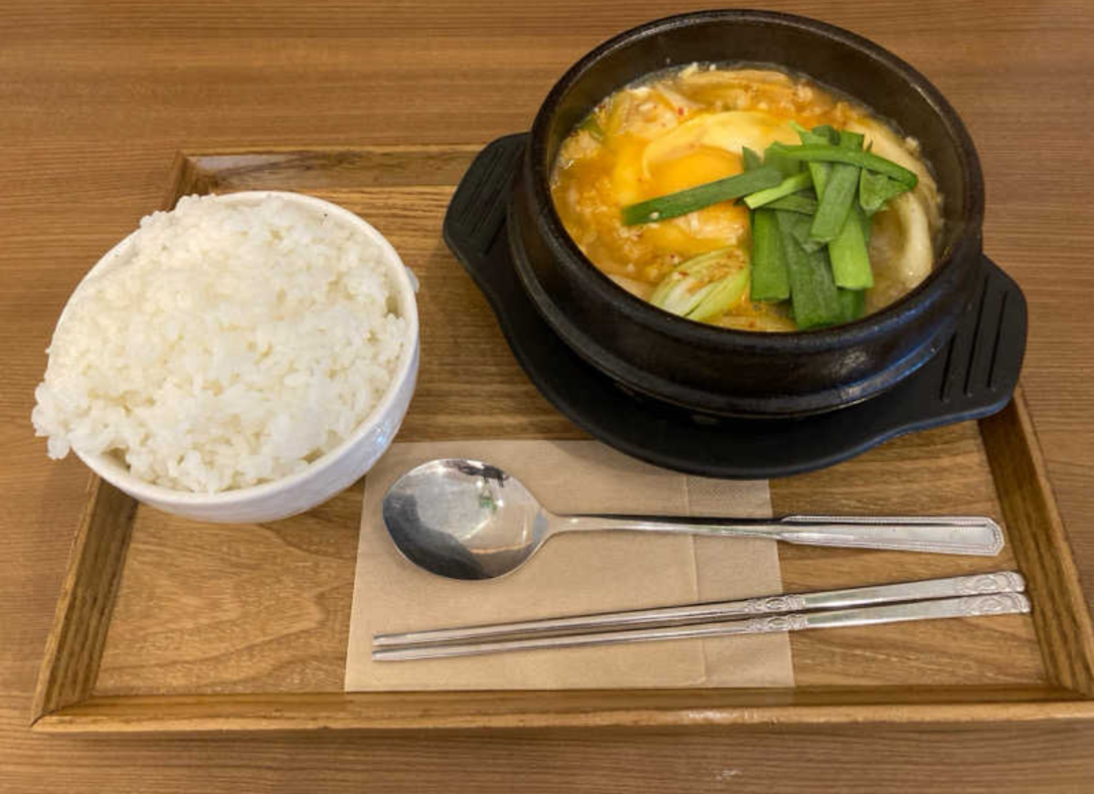 OYUGIWAのスンドゥブとごはん