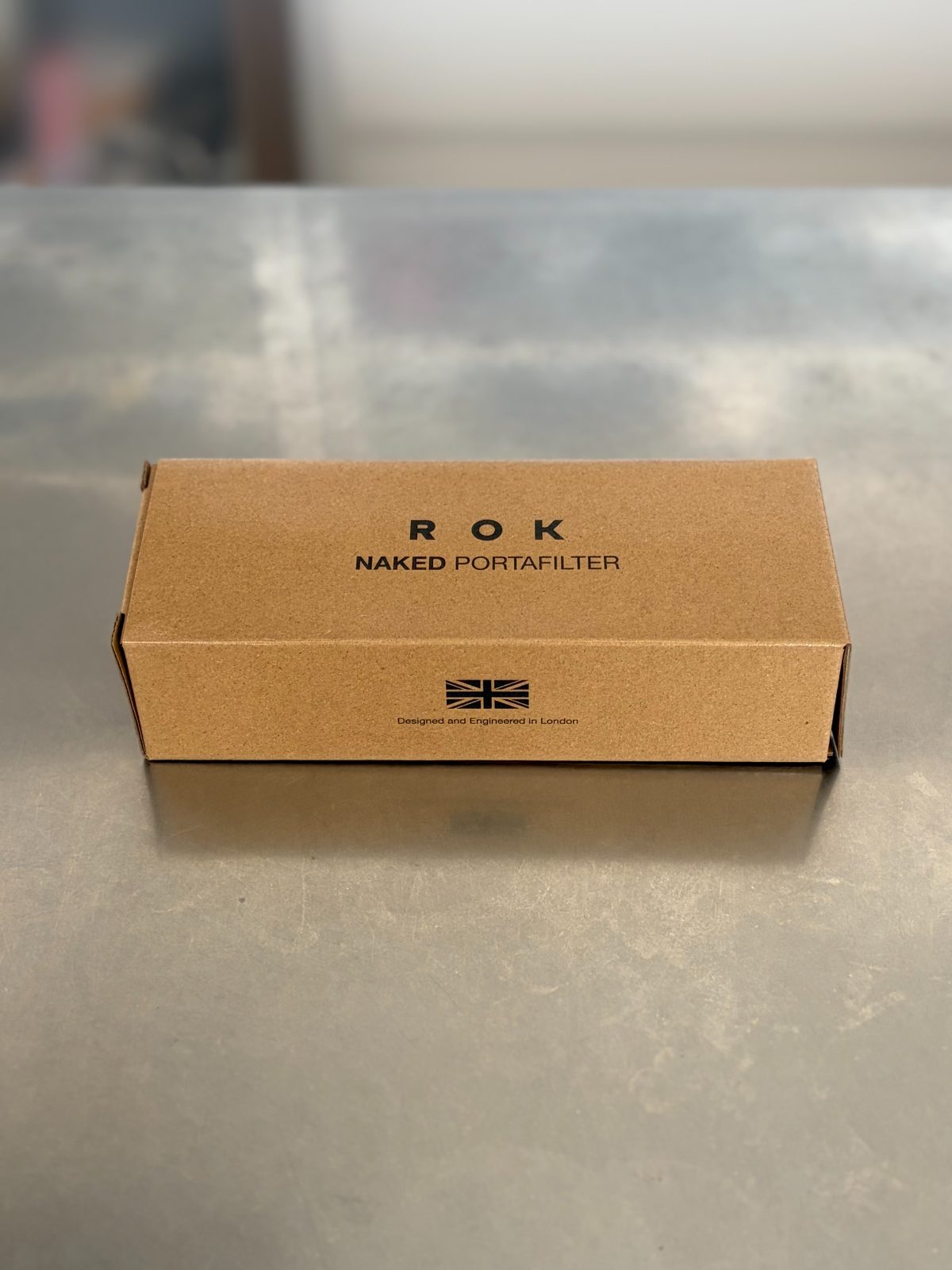 ROK NAKED PORTAFILTER のクラフト箱